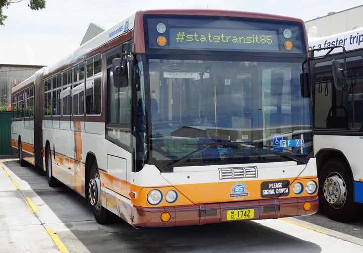 Sydney Buses Volvo B12BLEA Custom CB60 1742 State Transit 85